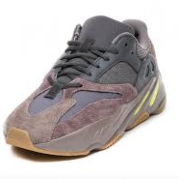 Yeezy Boost 700 - Picture 1 of 7